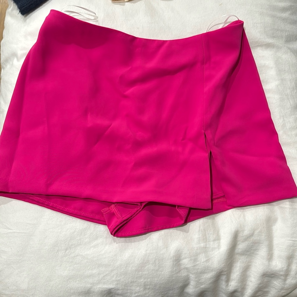 Pink Amanda Uprichard skort!